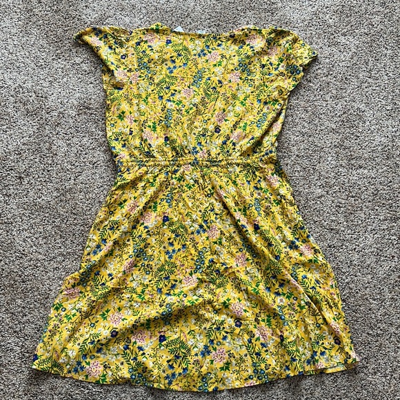 Old Navy Yellow Floral Dress - Picture 3 of 7